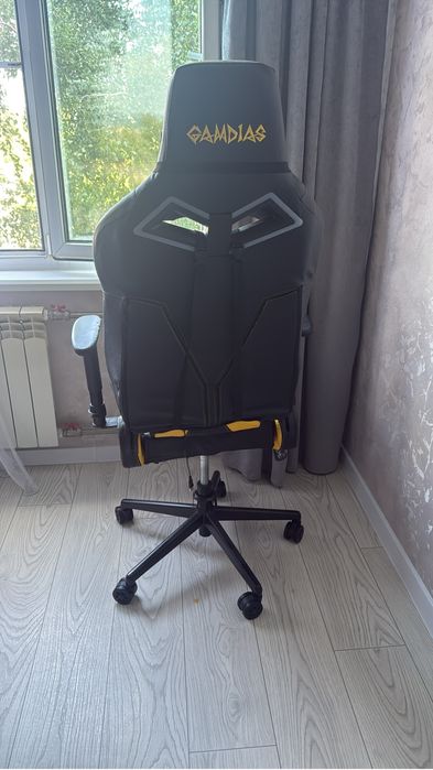 Продам компьютерное кресло