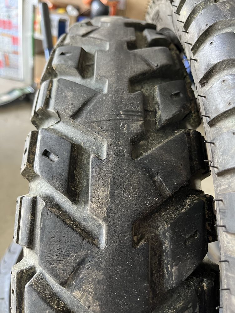 Комплект Гуми за Ендуро 140/80/17 и 90/90/21 Heidenau