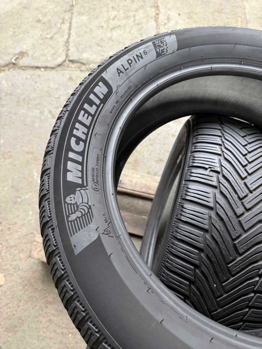 2x Anvelope Iarna 205/55 R17 - Michelin Alpin 6