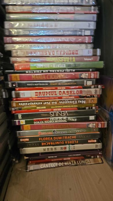 Vand filme romanesti de colectie