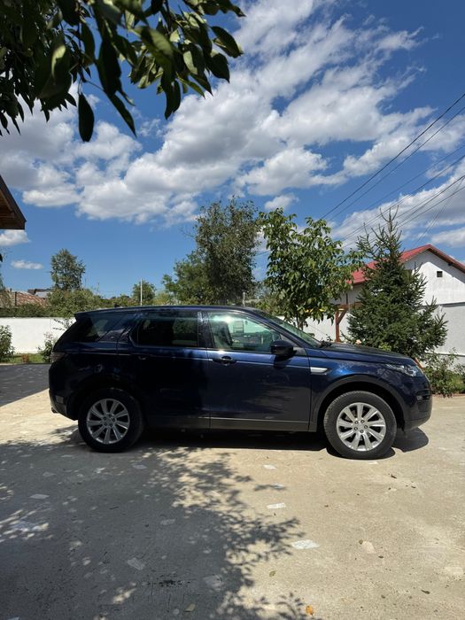 Land rover discovery sport