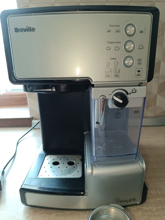 Vând espressor de cafea Breville