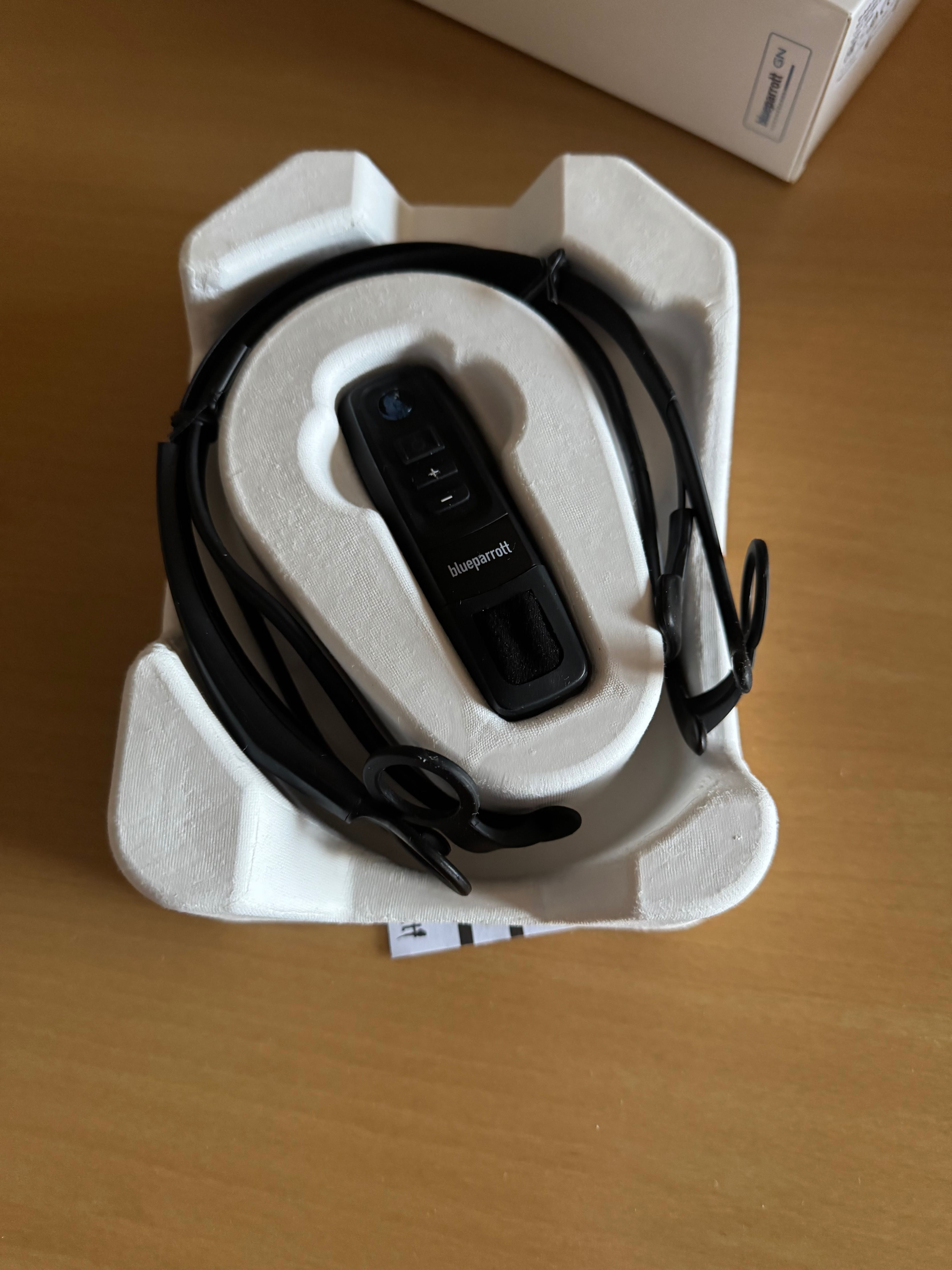 Професионална безжична слушалка BlueParrott C300-XT
