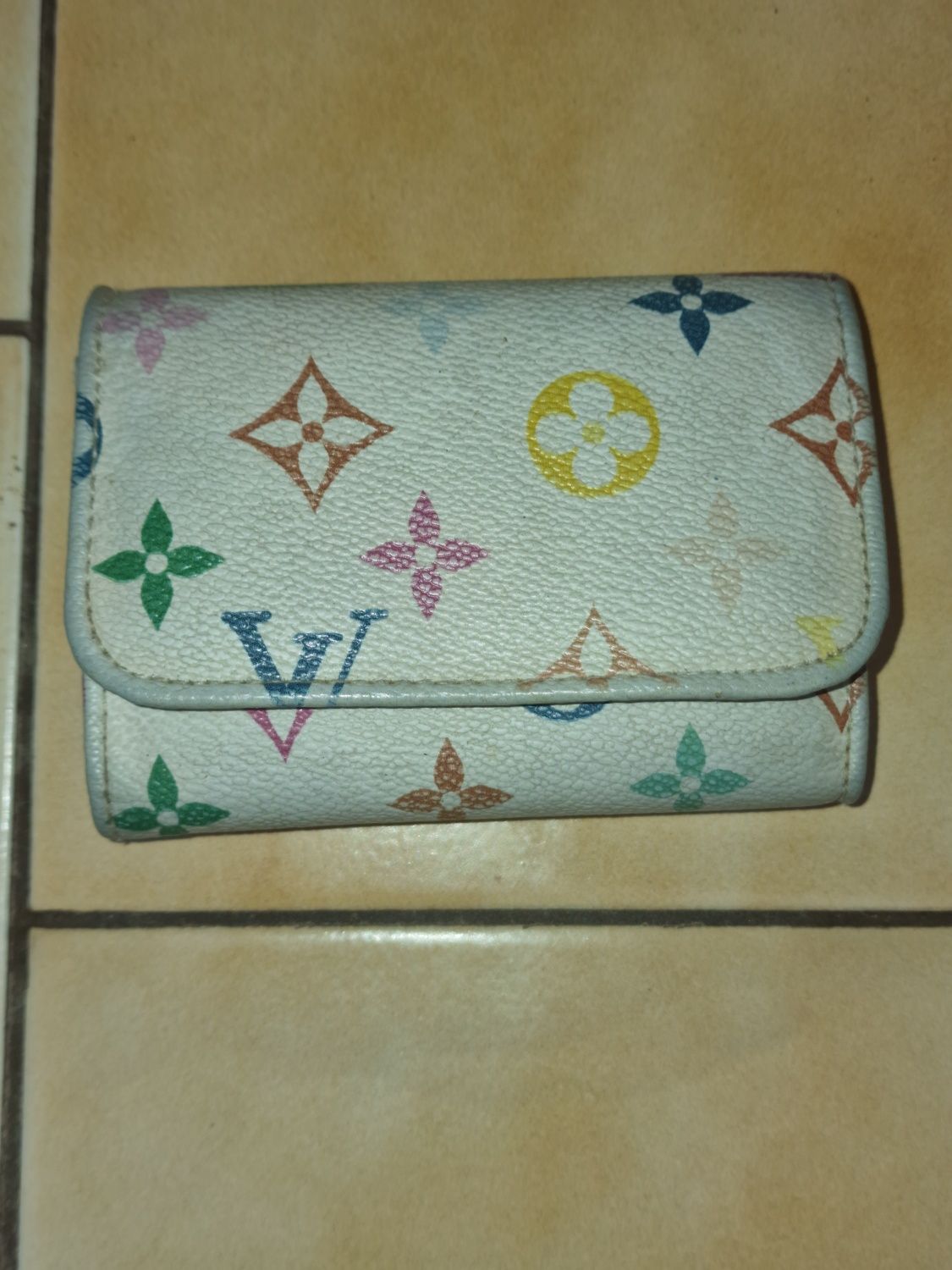 Portofel Louis Vuitton în colaborare cu Takashi Murakami