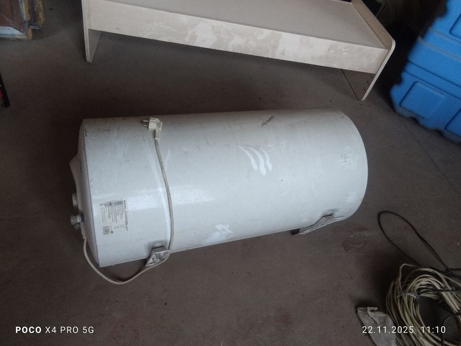 Ariston sotiladi srochni,holati yaxshi 1 yl ishlatilgan  100 like aris