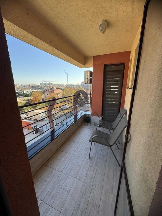 Продава се Четиристаен апартамент в Пловдив, Остромила - 179 кв.м за 1653 €/кв.м - Снимка #16