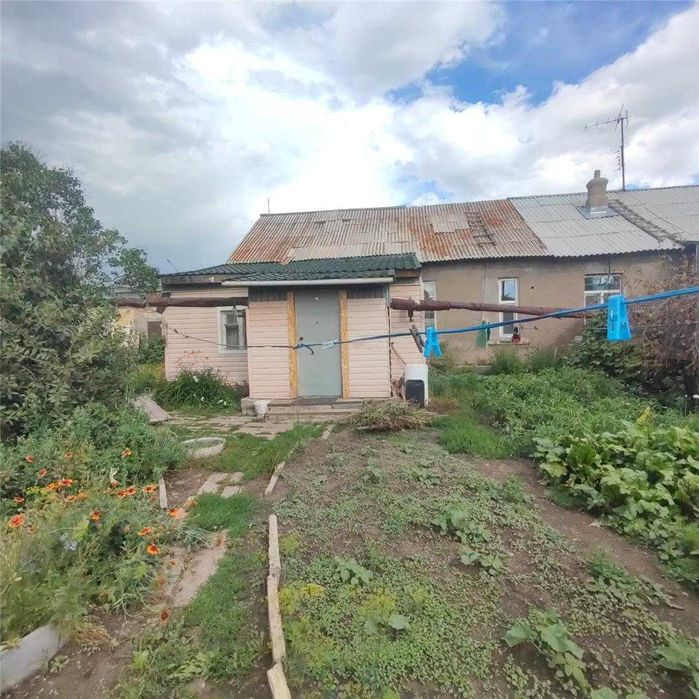Продаю 4х комн. дом из кирпича, по ул. Аль- Фараби.