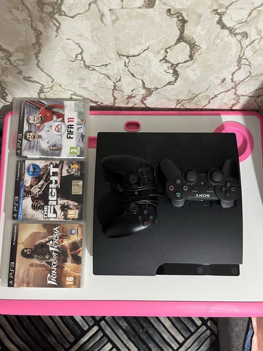 playstation 3, 2 controllere + 6 jocuri