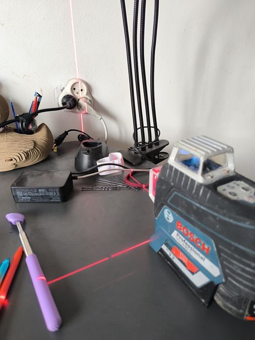 Лазерный уровень Bosch GLL 3-80C Bluetooth