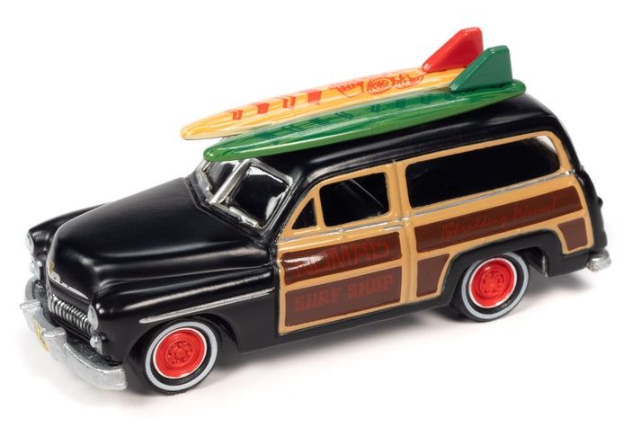 Machetă Woody si Cadillac 1/64 Johnny Lightning