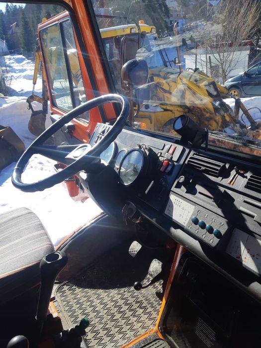 Unimog U1400  Echipat complet pentru deszapezire