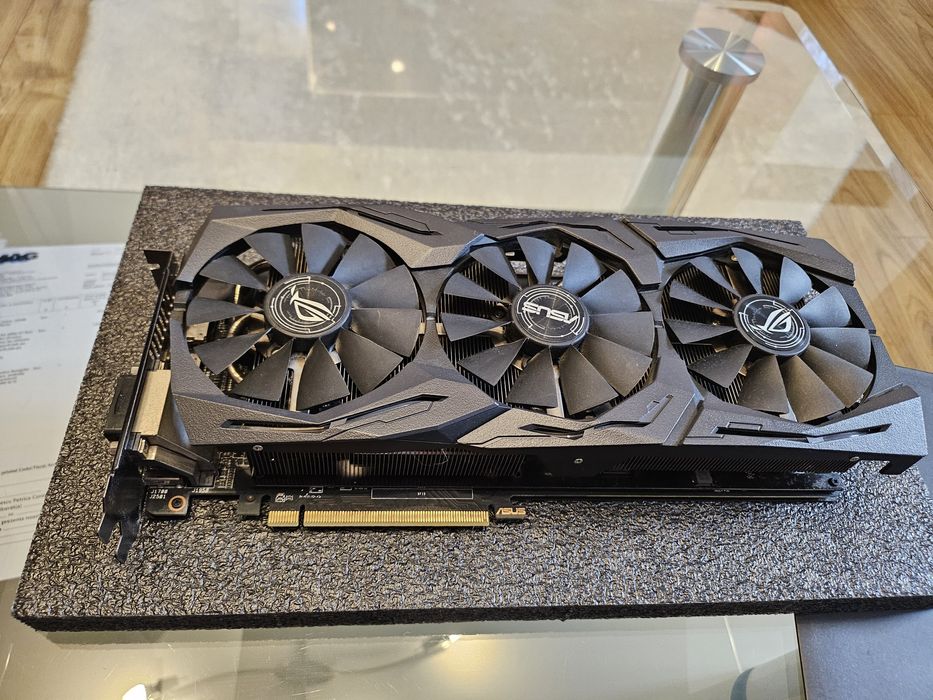 Placa video rx 580 8gb 256-biti