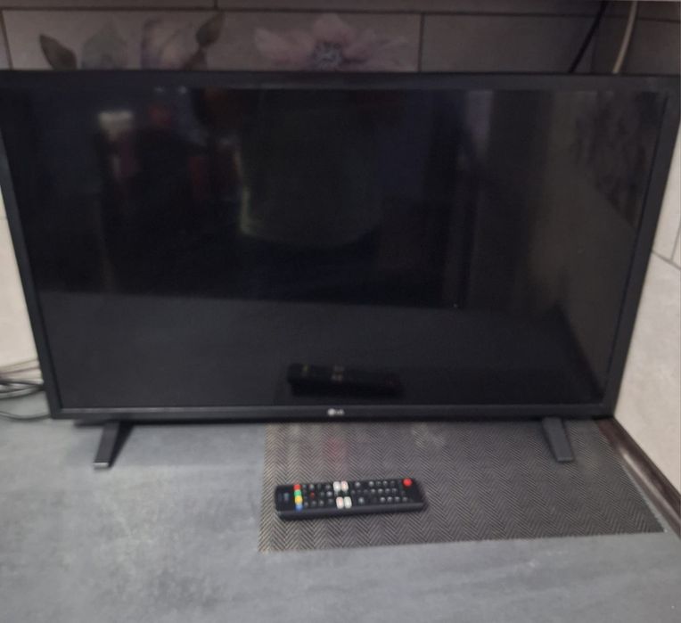 Televizor LG diagonala 80