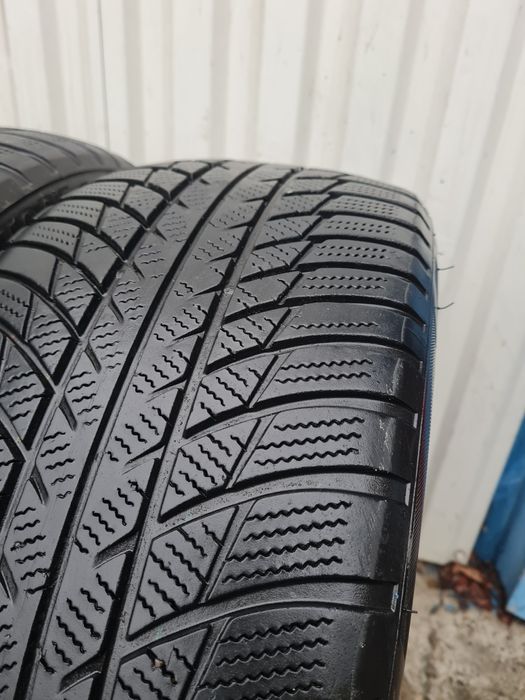 4 Anvelope de iarna *225/45R18*Brigestone*LICHIDARE STOC*100 Lei Buc *