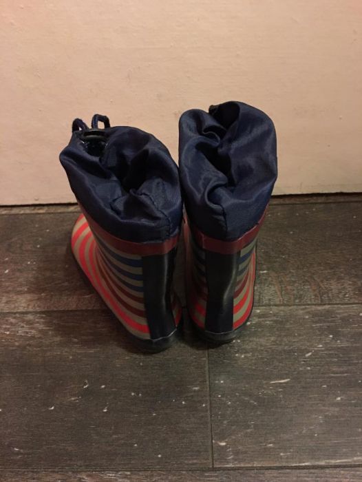 Продавам  детски ботуши,Некст и Боболи