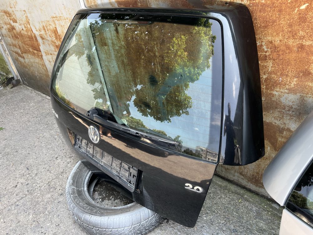 vw golf bora капак