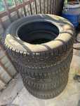 Pirelli 215/65/16 в хорошем состояние