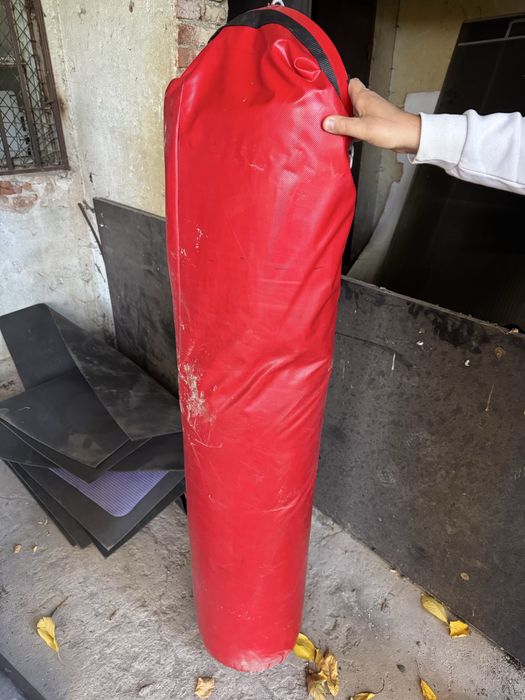 Боксов чувал във добро състояние