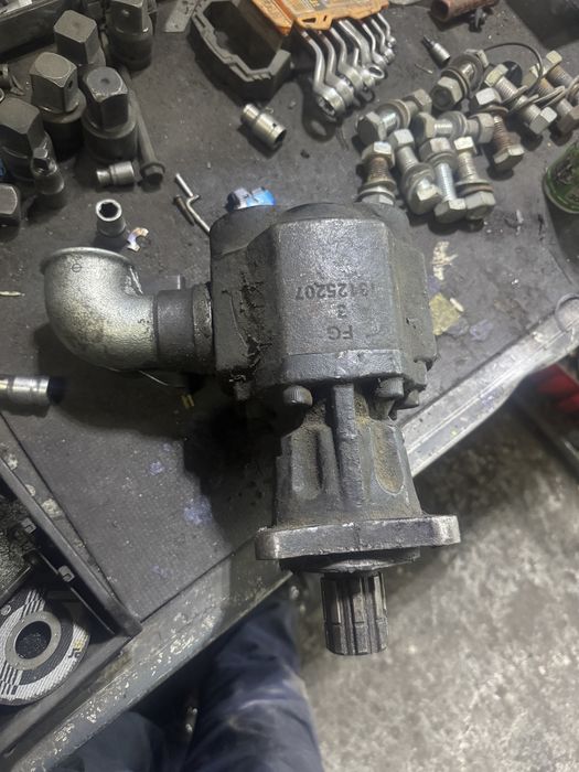 Pompa hidraulica pe pinioane