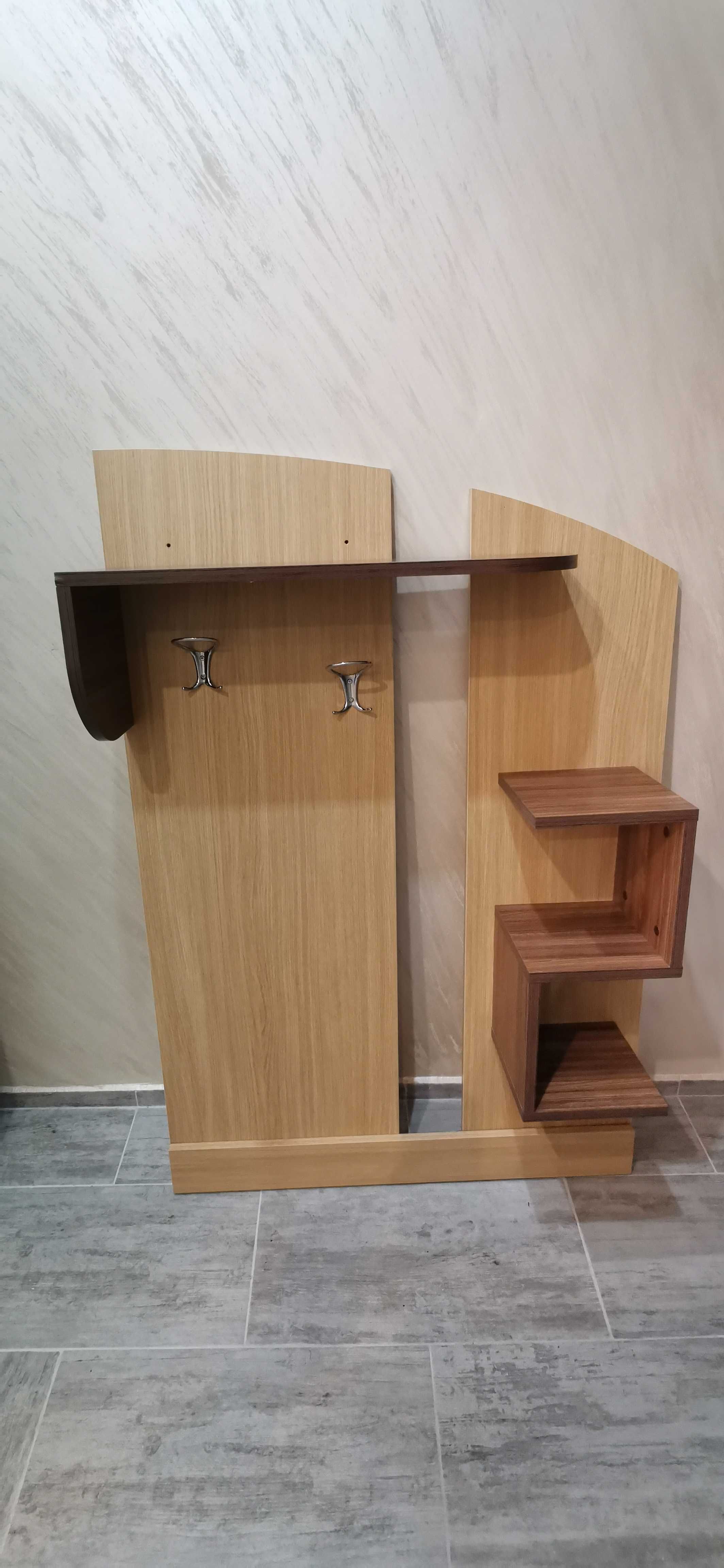 Закачалка за стена