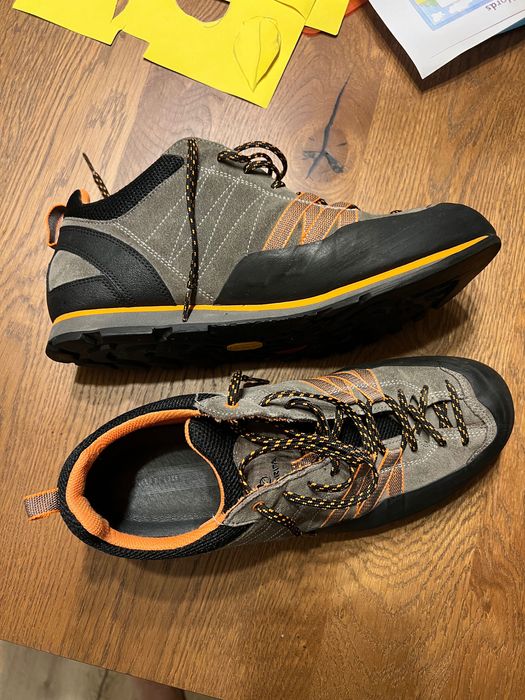 Обувки Scarpa номер 46