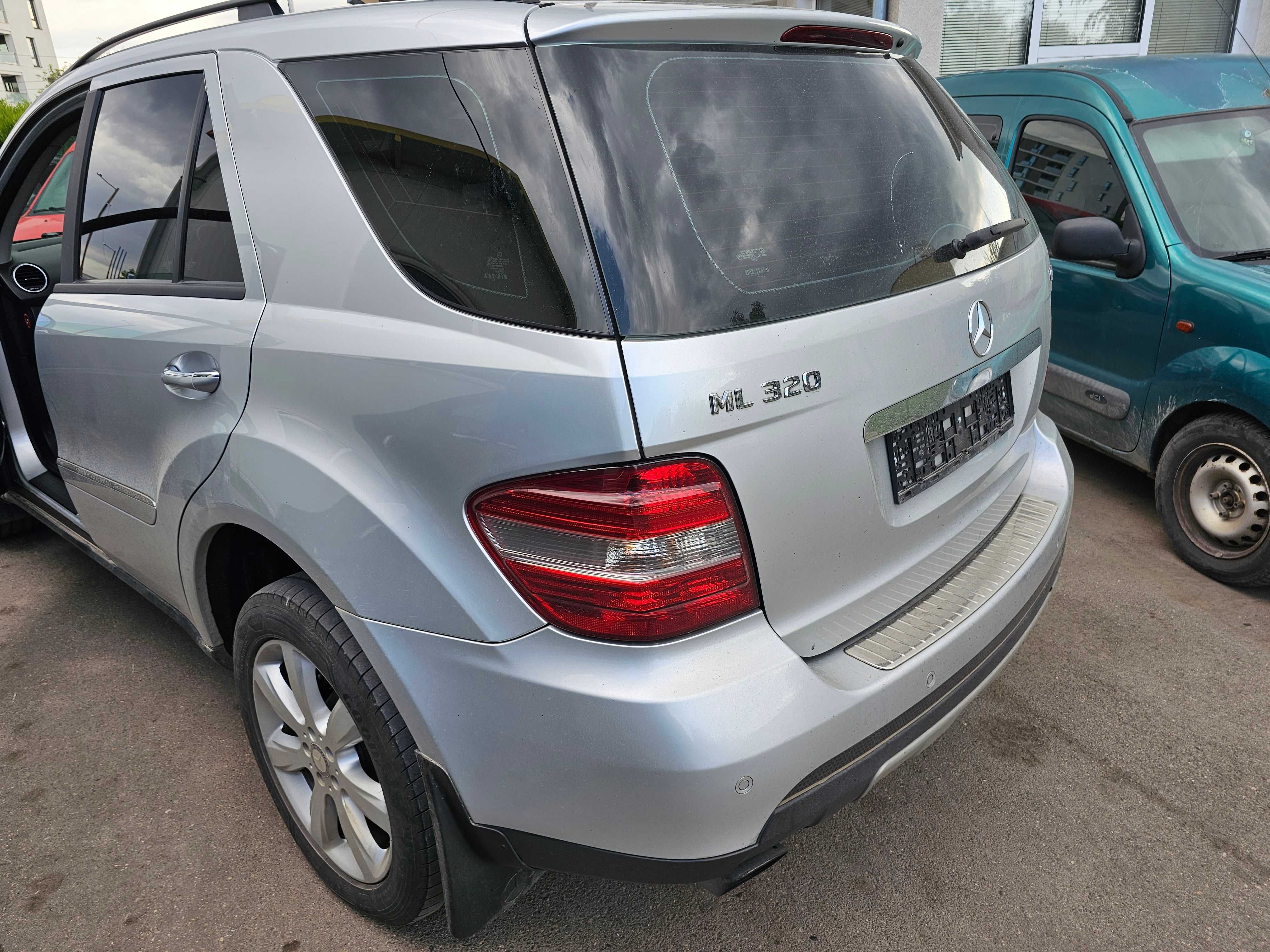 Мерцедес МЛ Mercedes ML W 164 320 На части