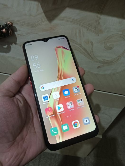 В продаже oppo a31.