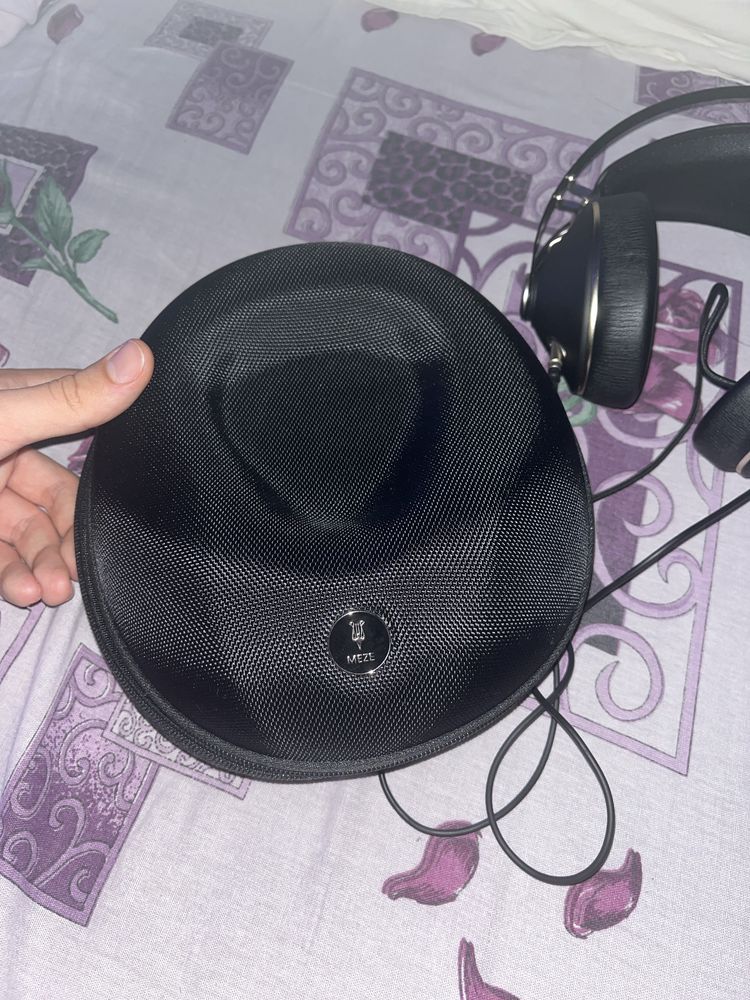 Casti Meze 99 Neo
