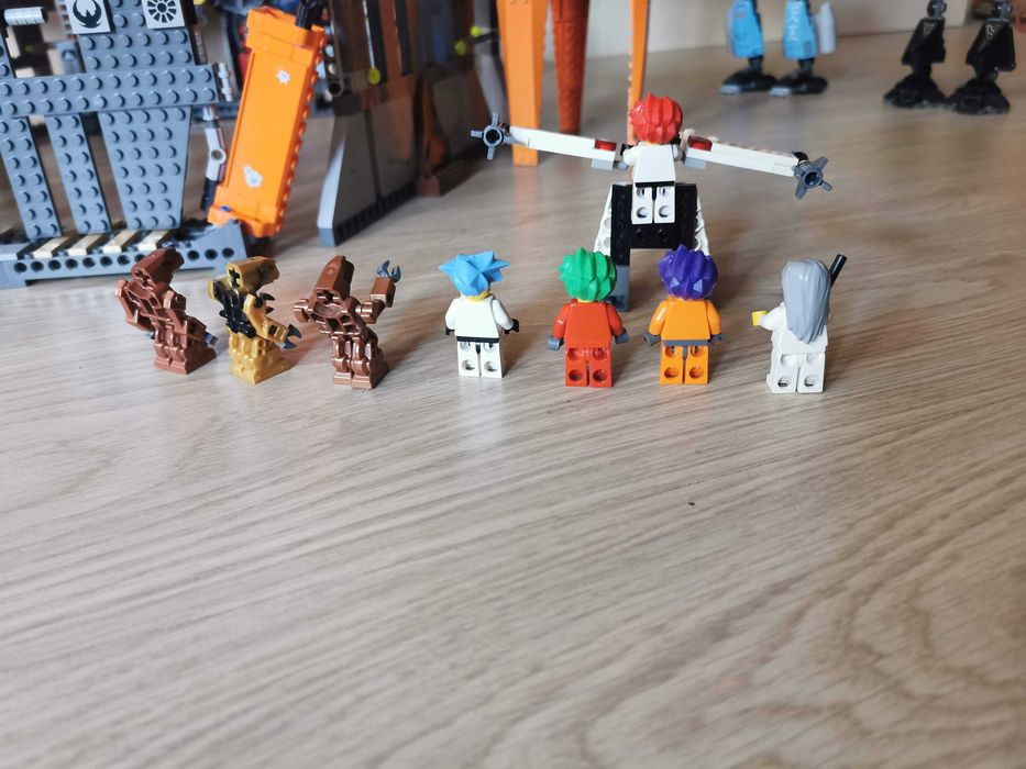 LEGO 7709 - [Exo Force] Sentai Fortress [Foarte Rar]