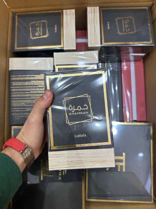 Lattafa Khamrah, an Eau de Parfum
