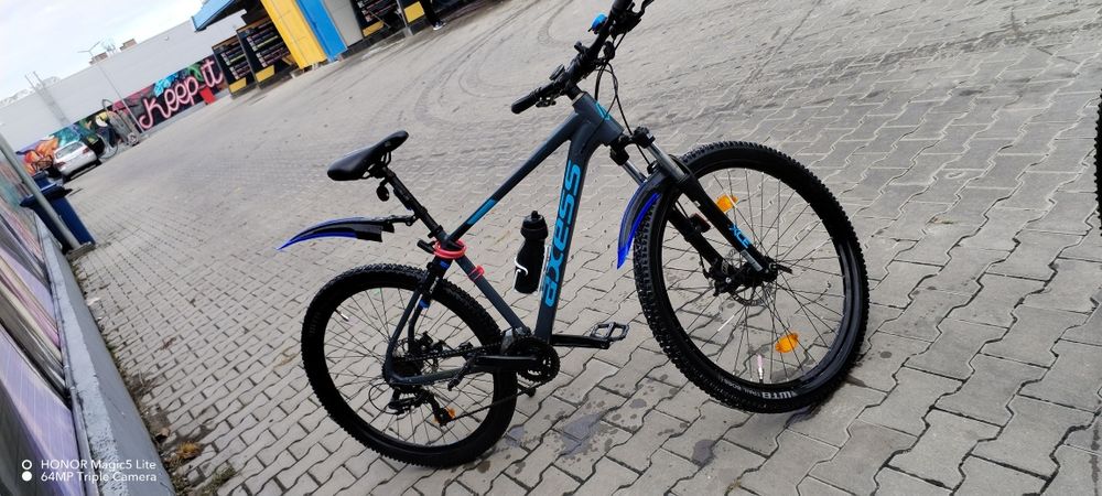 Vand bicicleta sau schimb