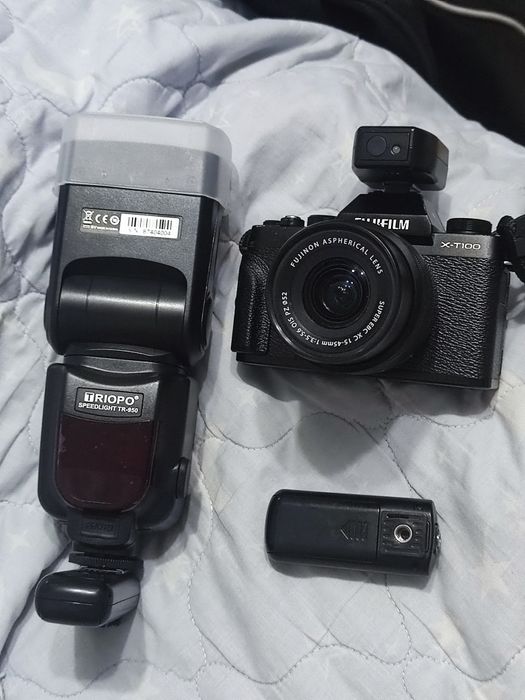 Fujifilm X-T100 + объектив + вспышка + синхронизаторы — полный комп