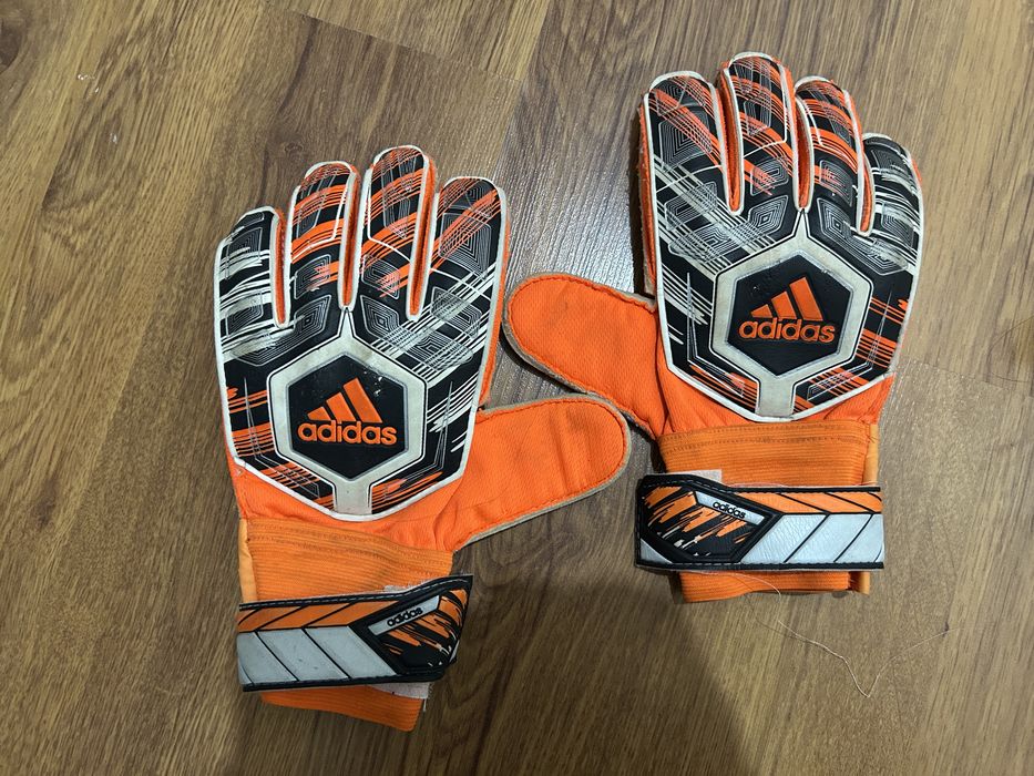 Адидас перчатки и щитки адидас перчатки