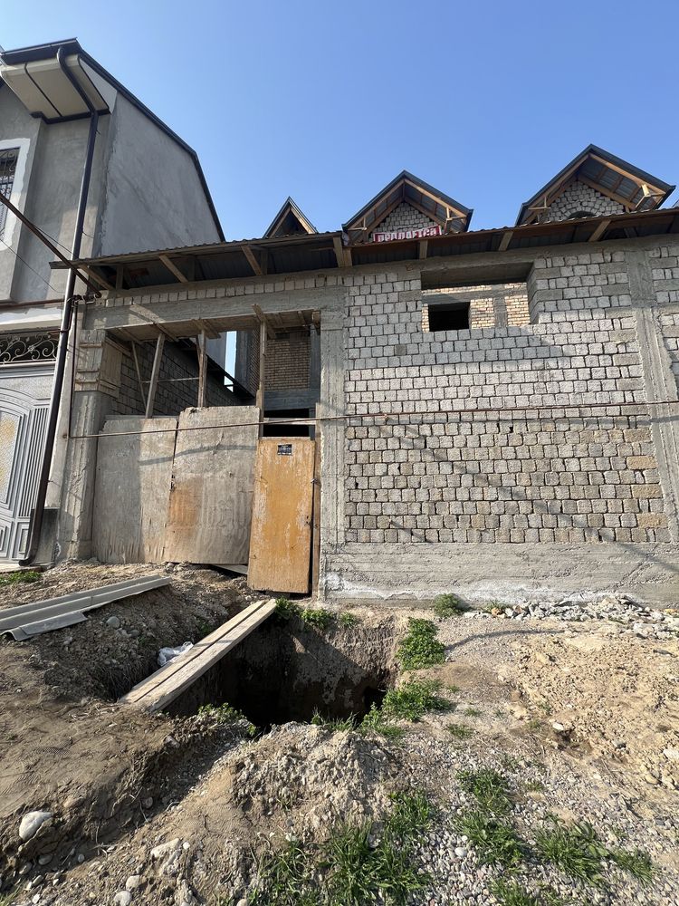 Хонобод Жокей тарафи иккита эгзак 1.5 сотудан 250м2