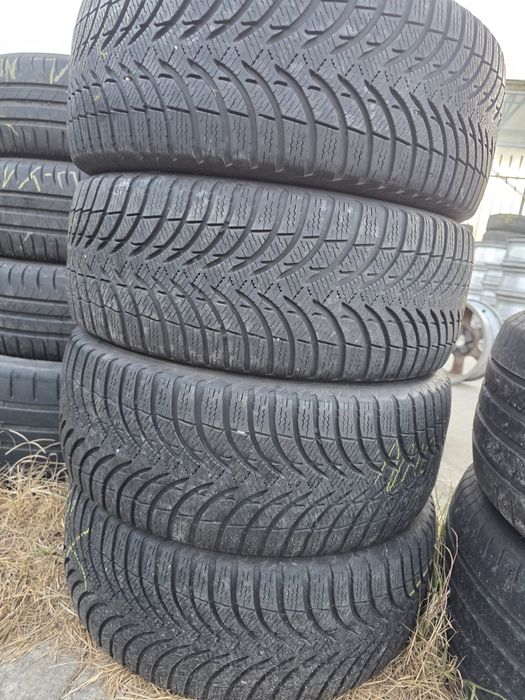 4бр Зимни гуми 195 45 16 - Michelin