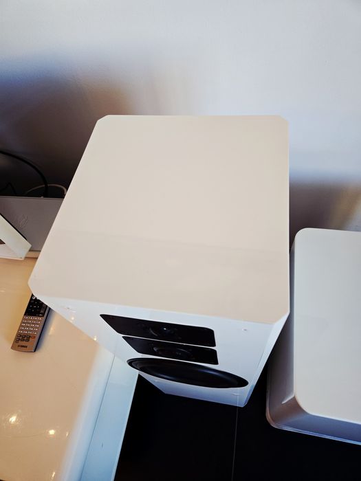 Braun ADS M9 Albe impreuna cu 2 subwoofere HK TS2