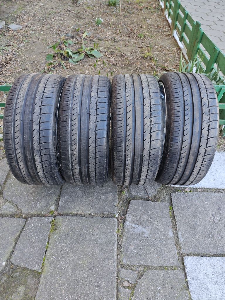 Джанти 22ки 5х120 с летни гуми Michelin Pilot Sport 255/30/22