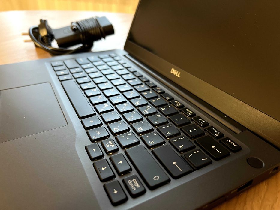 Dell Latitude 7300 (i7 16 512 FHD 13.3")
