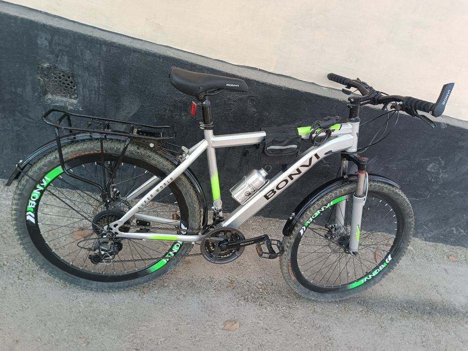 BONVI velosiped yangi   uygacha yurgan faqat.