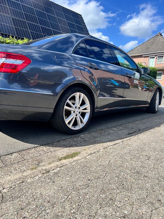 Mercedes Benz E250 CDI Avantgarde