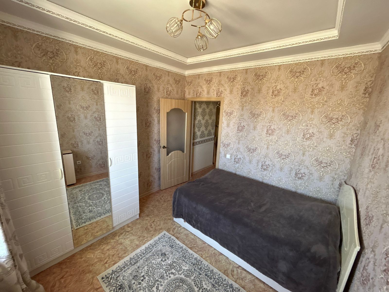СРОЧНО!!! Продам 3 ком.кв., р-н Алтын орда, ЖК Нектар, 81 кв.м.,  5/5
