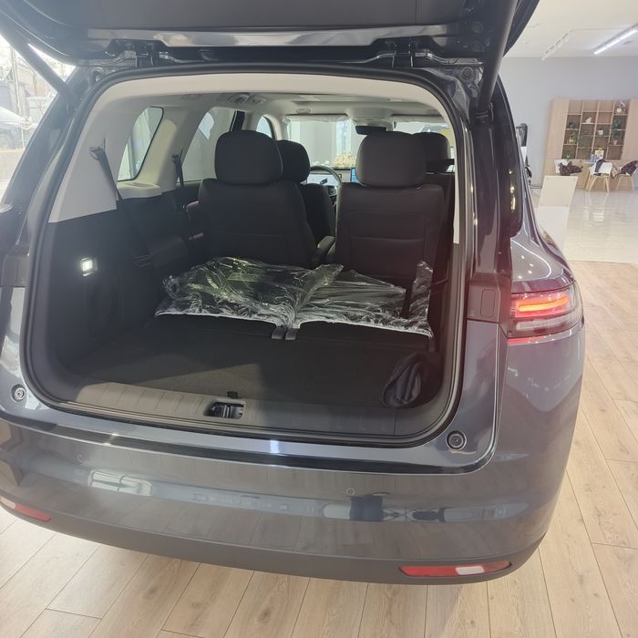 LeapMotor C16 Restayling 2026 Gibrid