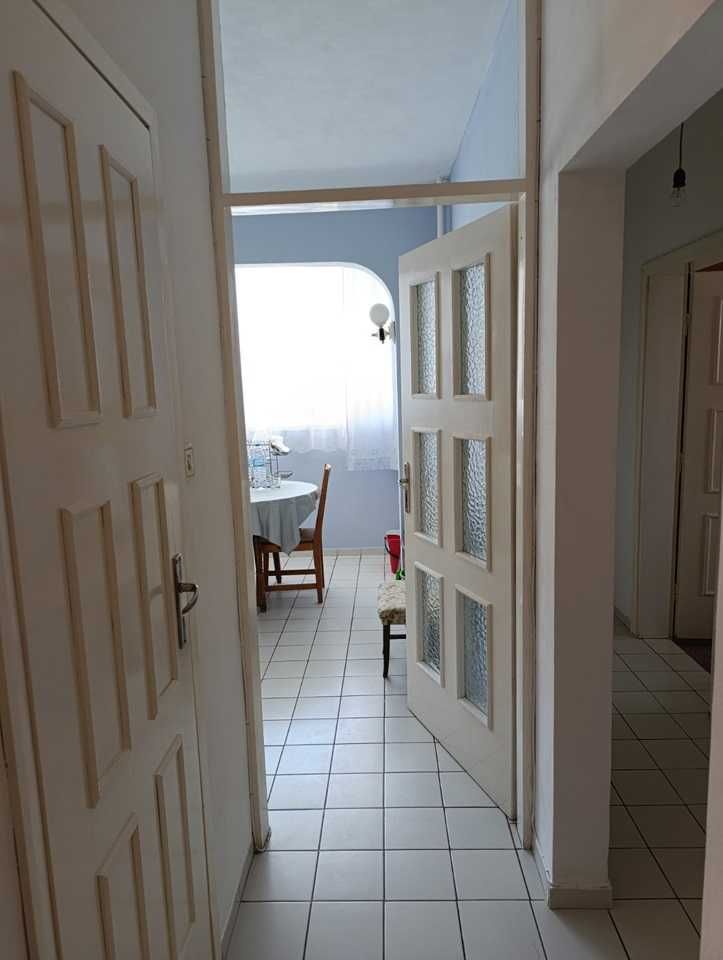 Дава се под наем Тристаен апартамент в София, Надежда 1 - 92 кв.м за 612 € - Снимка #7