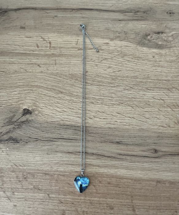 Lănțișor în formă de inimioară