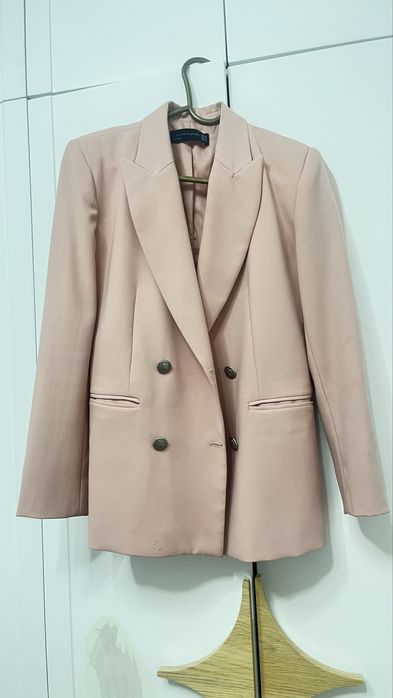 Пиджак 3000 тг Турция Dilvin