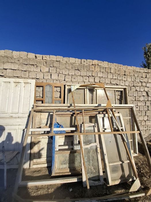 Ishik deraza romlari sotiladi