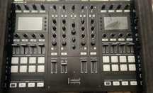 Traktor kontrol s8