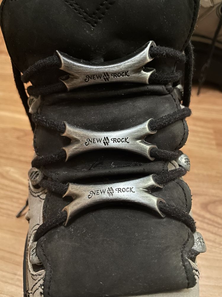 NEWROCK обувки.