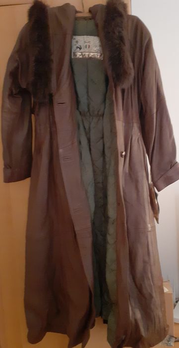 Vând haină piele maro