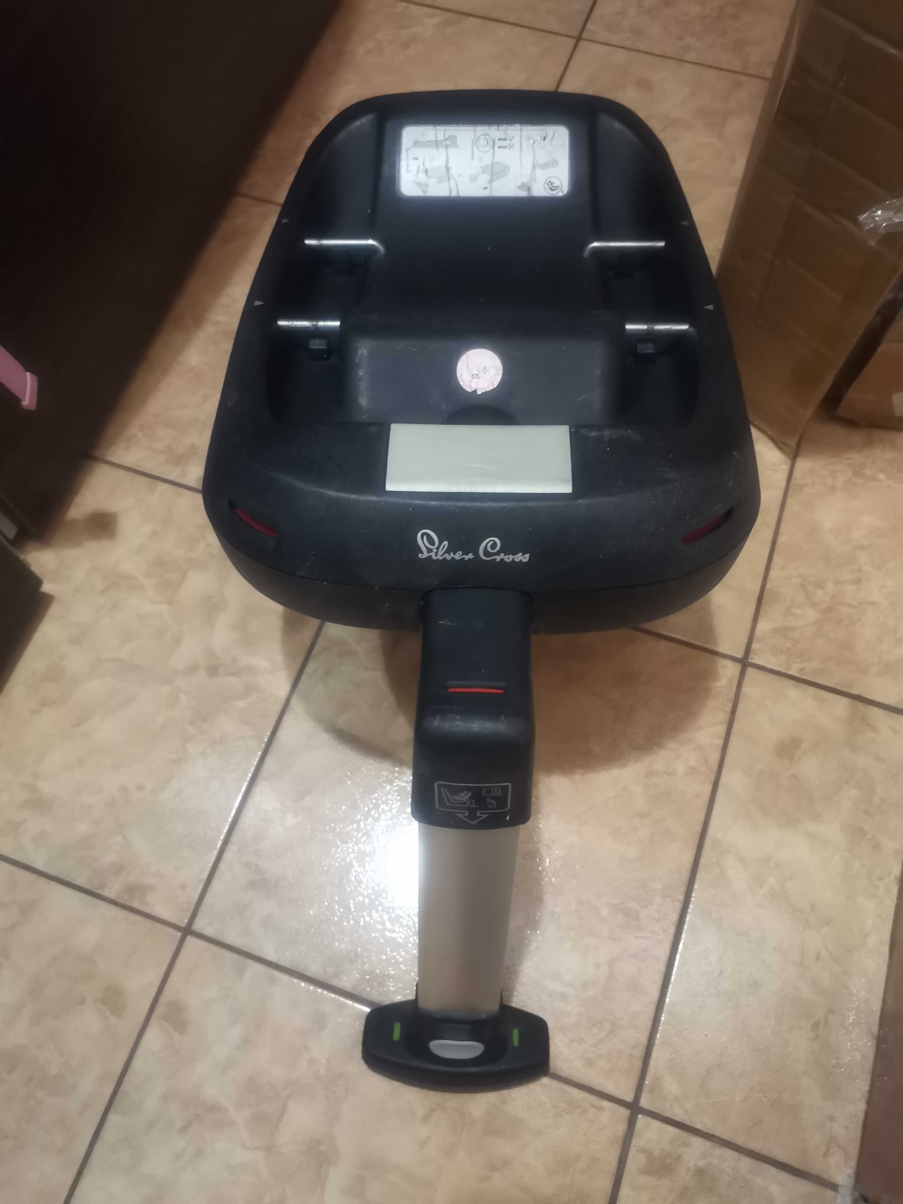 scoica bebelus cu isofix baza